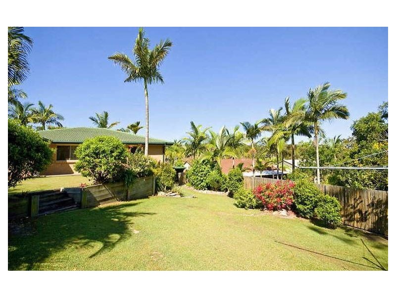 8 Jamie Grove, Springwood QLD 4127