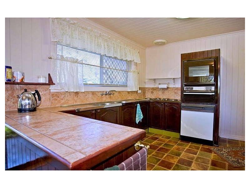 8 Jamie Grove, Springwood QLD 4127