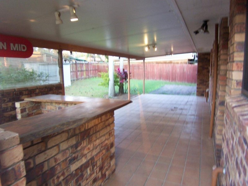 17 Oxley Circuit, Daisy Hill QLD 4127