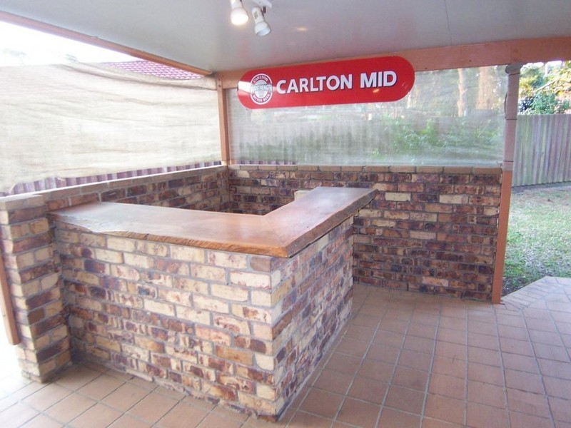 17 Oxley Circuit, Daisy Hill QLD 4127