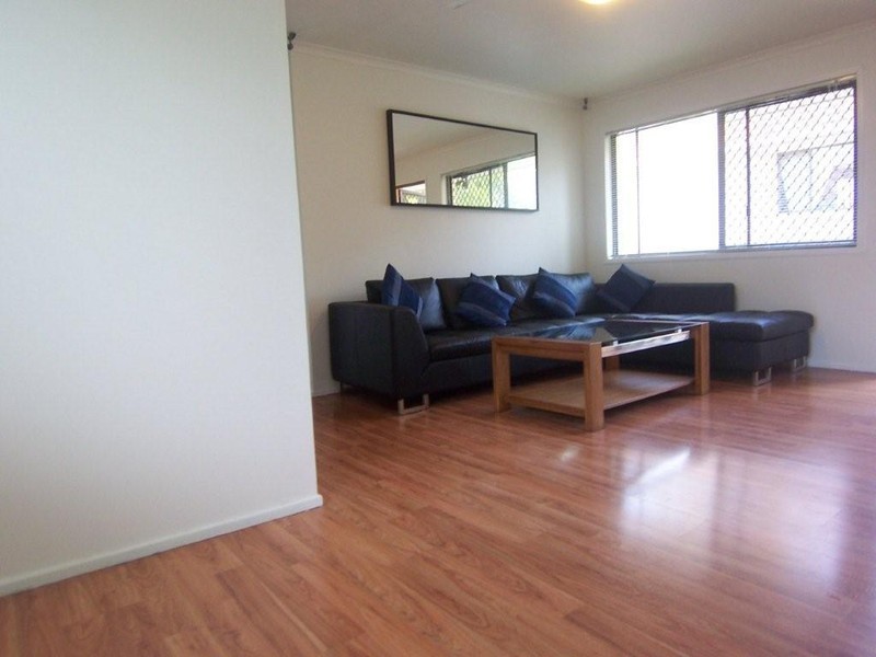 16/28 Defiance Road, Logan Central QLD 4114