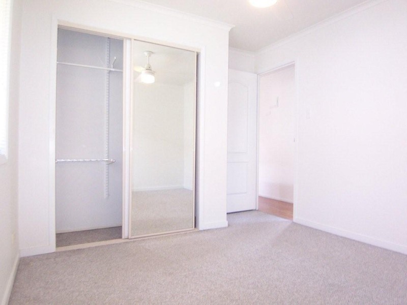 16/28 Defiance Road, Logan Central QLD 4114