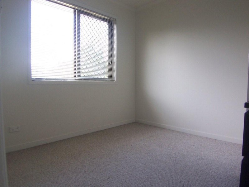 16/28 Defiance Road, Logan Central QLD 4114