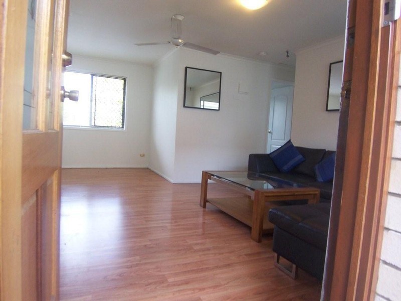 16/28 Defiance Road, Logan Central QLD 4114