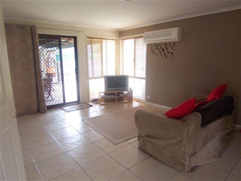 2 Lillygreen Court, Springwood QLD 4127