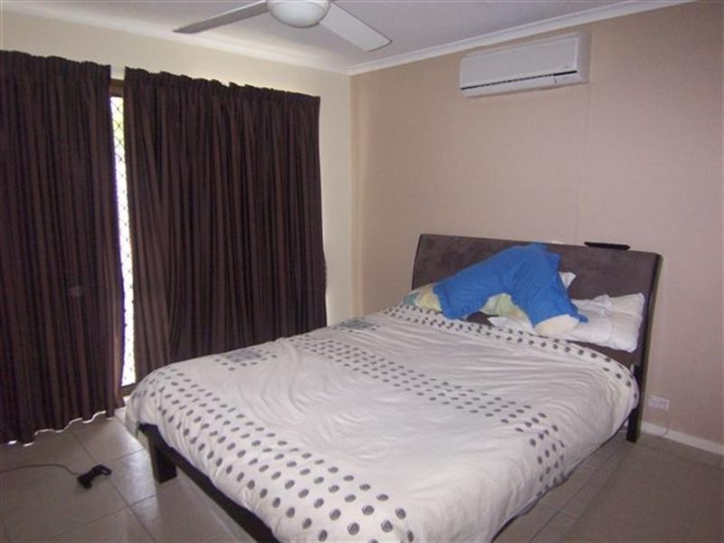 2 Lillygreen Court, Springwood QLD 4127