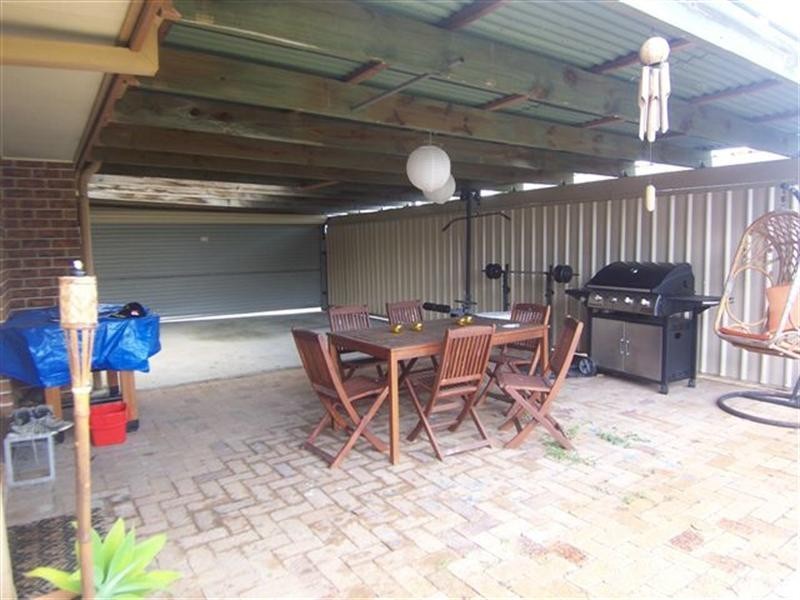 2 Lillygreen Court, Springwood QLD 4127