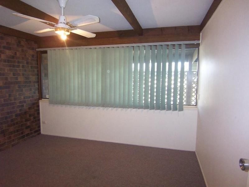 48 Brentwood Drive, Daisy Hill QLD 4127
