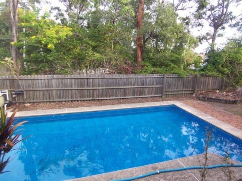67B Barbaralla Drive, Springwood QLD 4127