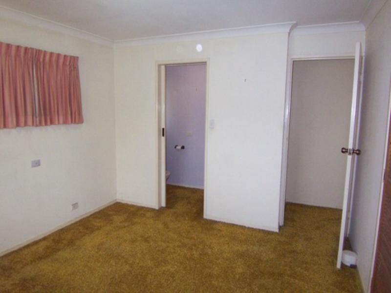 44 Cinderella Drive, Springwood QLD 4127