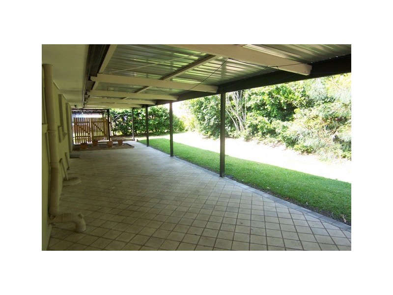 18 Barbaralla Drive, Springwood QLD 4127