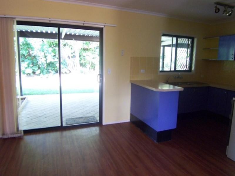 18 Barbaralla Drive, Springwood QLD 4127
