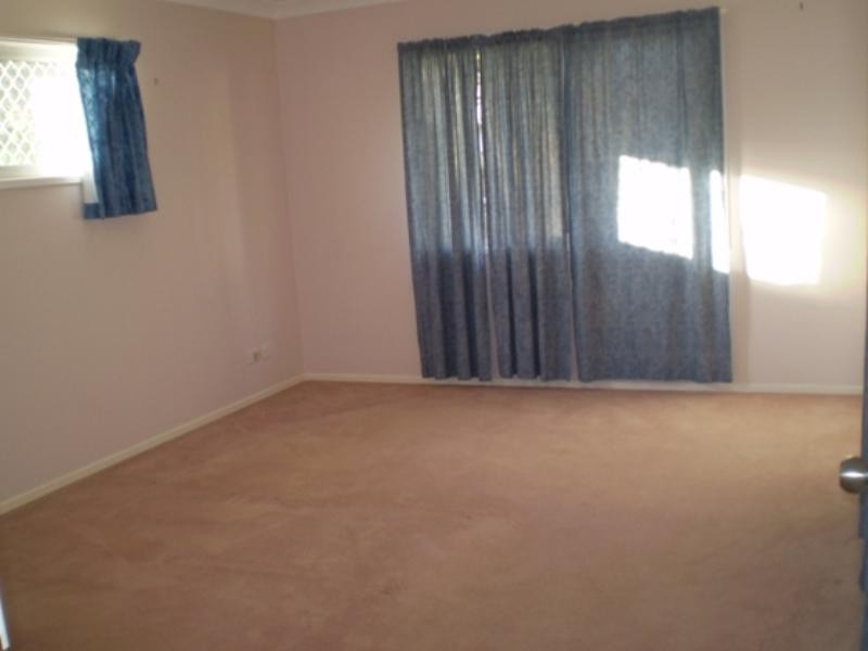 32 Cinderella Drive, Springwood QLD 4127