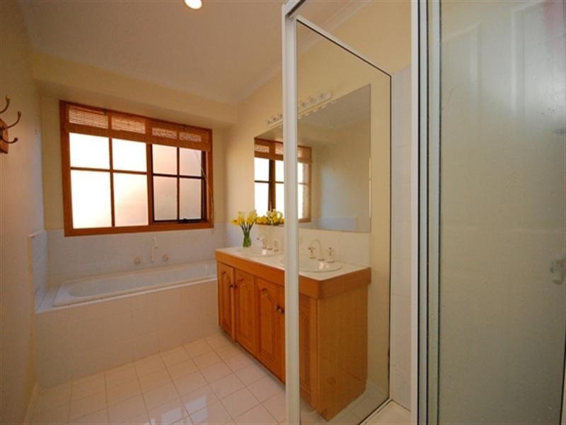 69 Alpine Way, Kilsyth VIC 3137