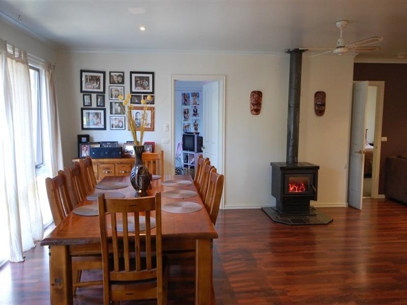 14 Joy Avenue, Mount Evelyn VIC 3796