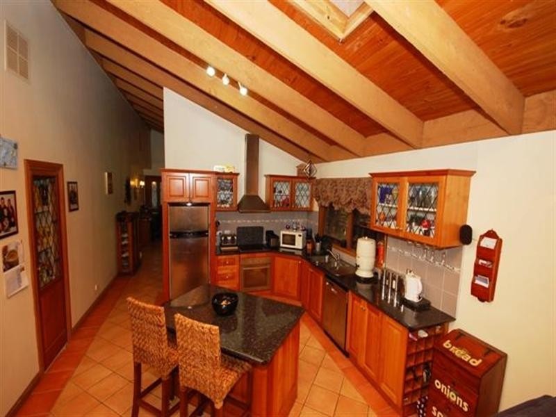 2 Aqueduct Avenue, Mount Evelyn VIC 3796