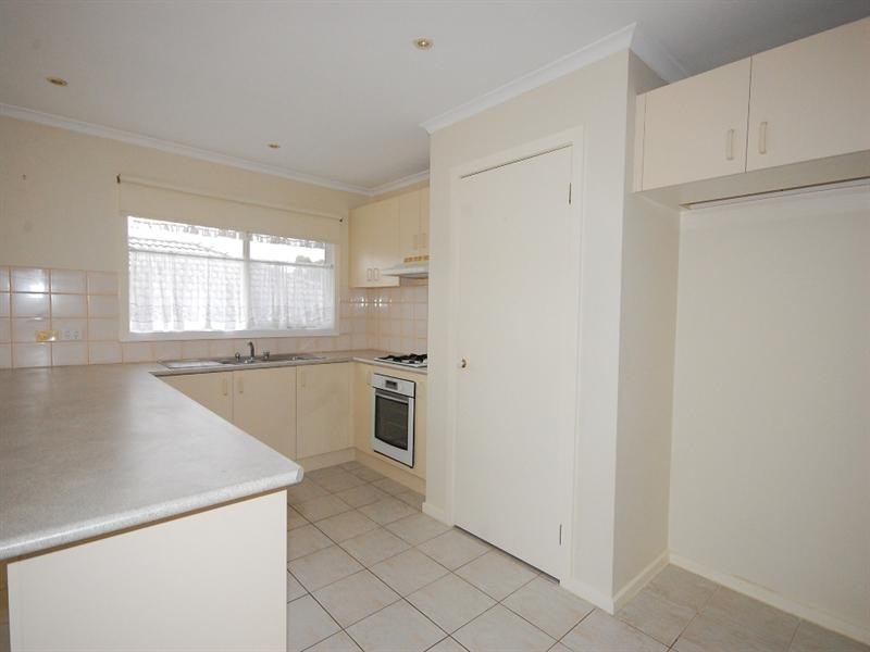 1 Huntingdale Drive, Chirnside Park VIC 3116