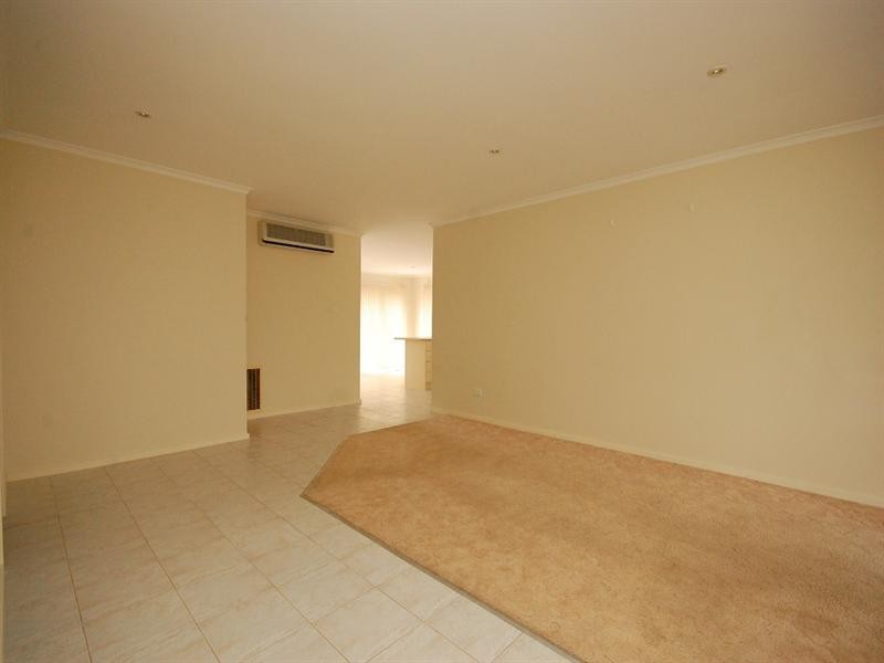 1 Huntingdale Drive, Chirnside Park VIC 3116