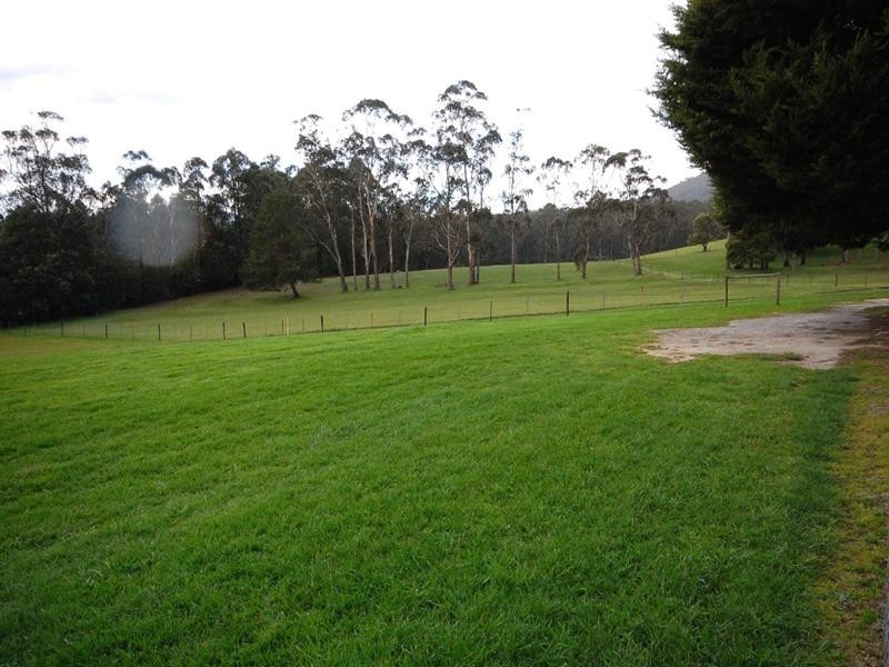 1780 Woods Point Road, Mcmahons Creek VIC 3799