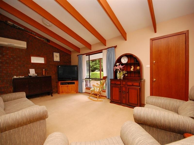 1780 Woods Point Road, Mcmahons Creek VIC 3799