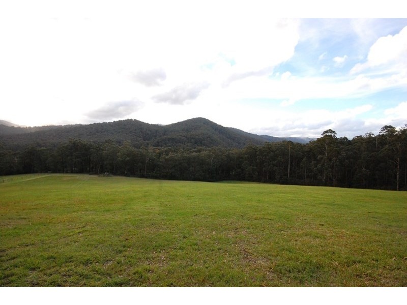 1800 Woods Point Road, Mcmahons Creek VIC 3799