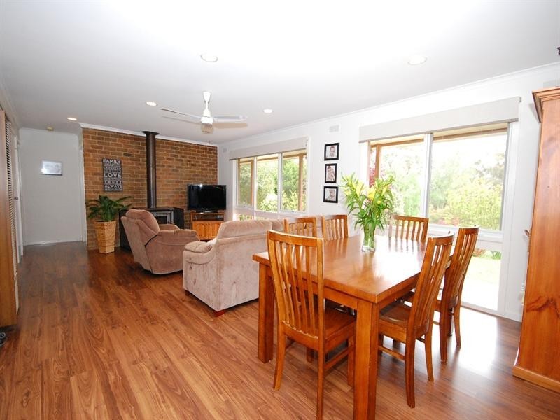 34 Bell Street, Seville VIC 3139