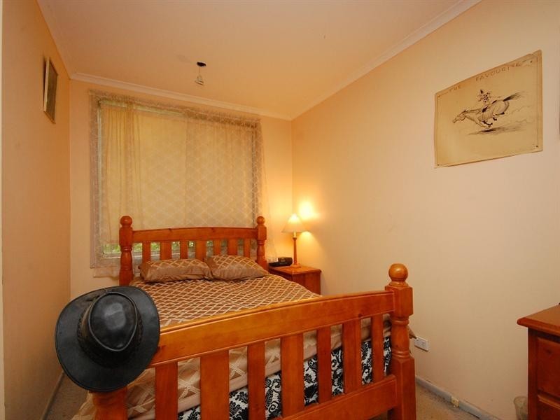 10 Lewis Road, Wandin North VIC 3139