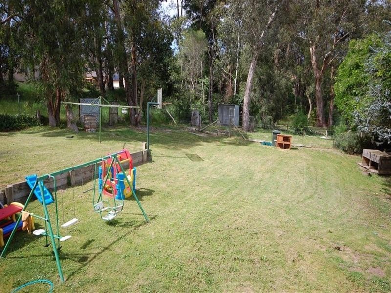 22 Alfred Street, Wandin North VIC 3139