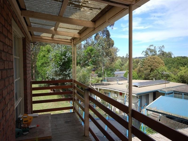 22 Alfred Street, Wandin North VIC 3139