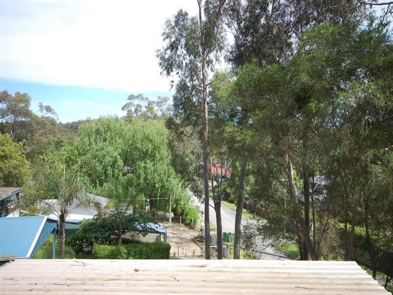 22 Alfred Street, Wandin North VIC 3139