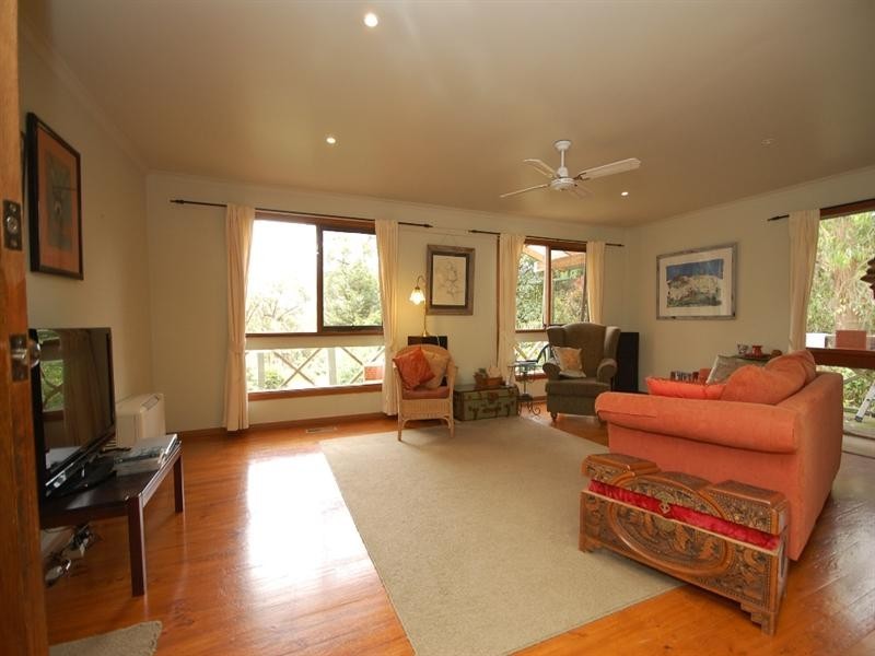 16 Wombalano Road, Mount Evelyn VIC 3796