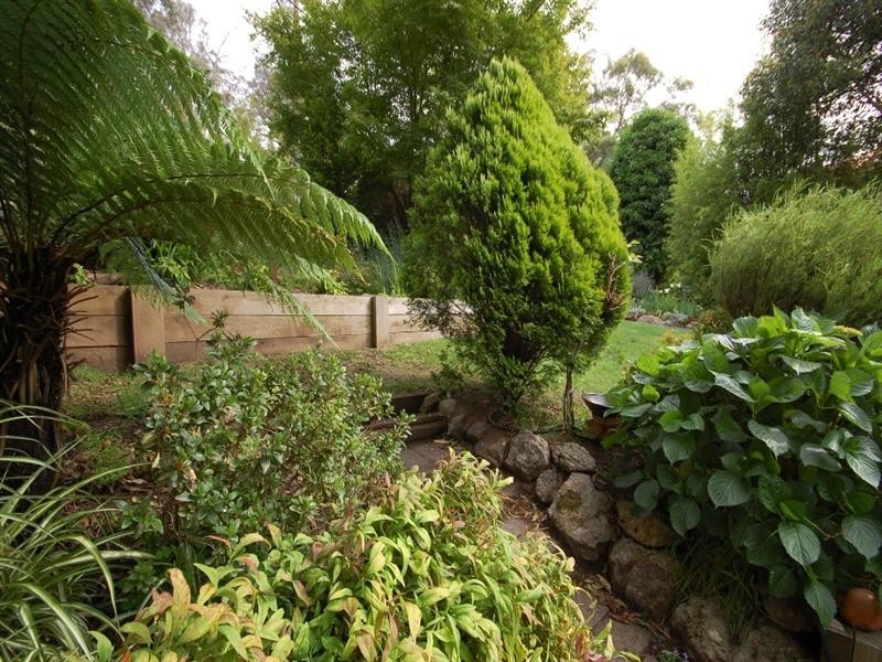 16 Wombalano Road, Mount Evelyn VIC 3796