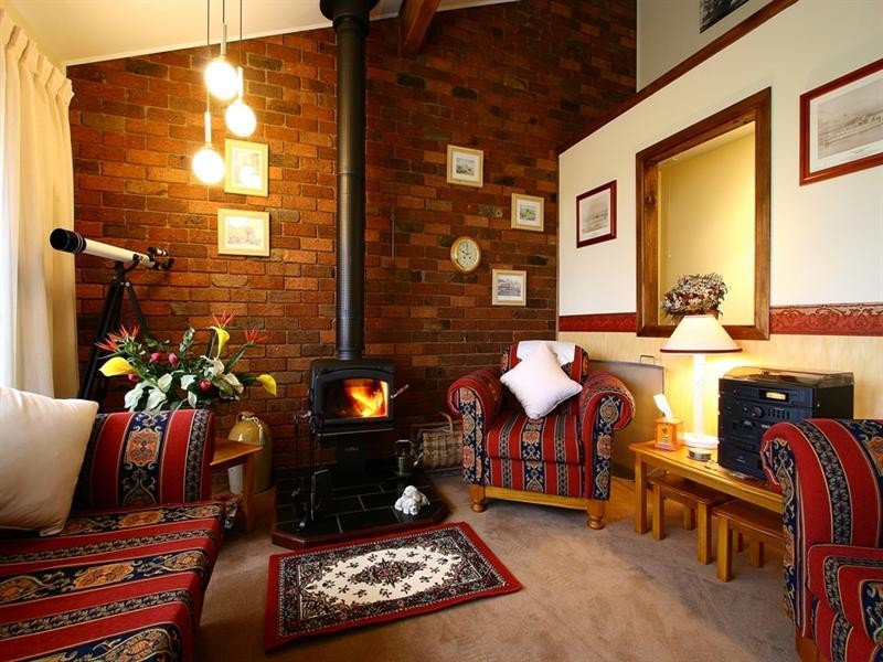 1308 Mt Dandenong Road, Kalorama VIC 3766