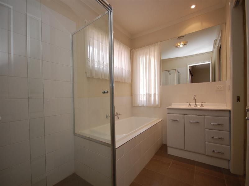 2/7 Russo Court, Kilsyth VIC 3137