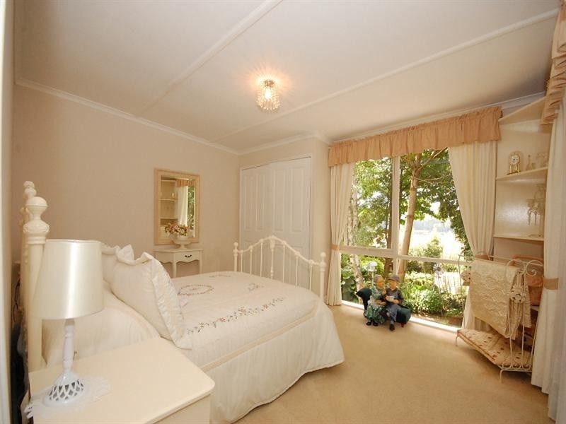 4 Loris Street, Silvan VIC 3795