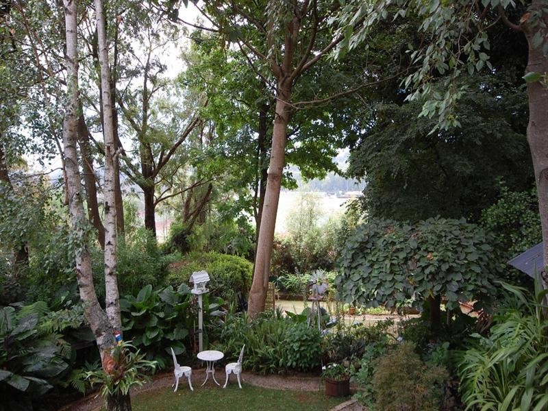 4 Loris Street, Silvan VIC 3795