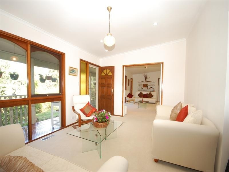 16 Joy Avenue, Mount Evelyn VIC 3796