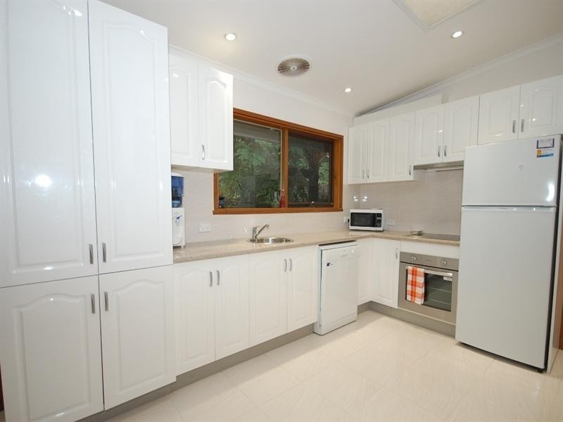 16 Joy Avenue, Mount Evelyn VIC 3796