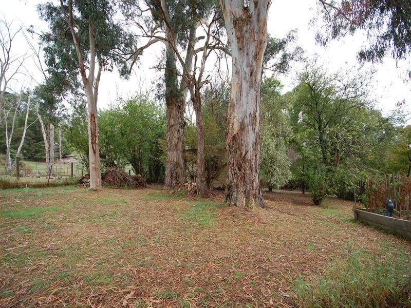 129 Clegg Road, Mount Evelyn VIC 3796