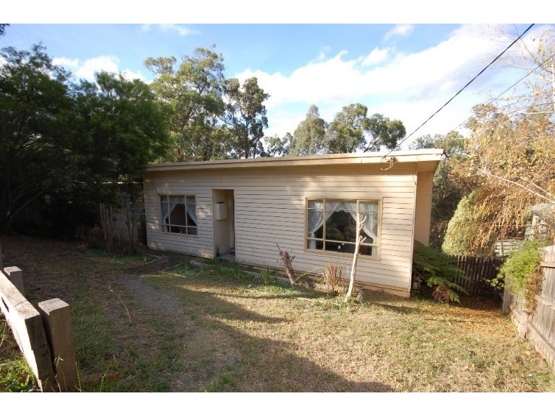 32 Russell Street, Mount Evelyn VIC 3796