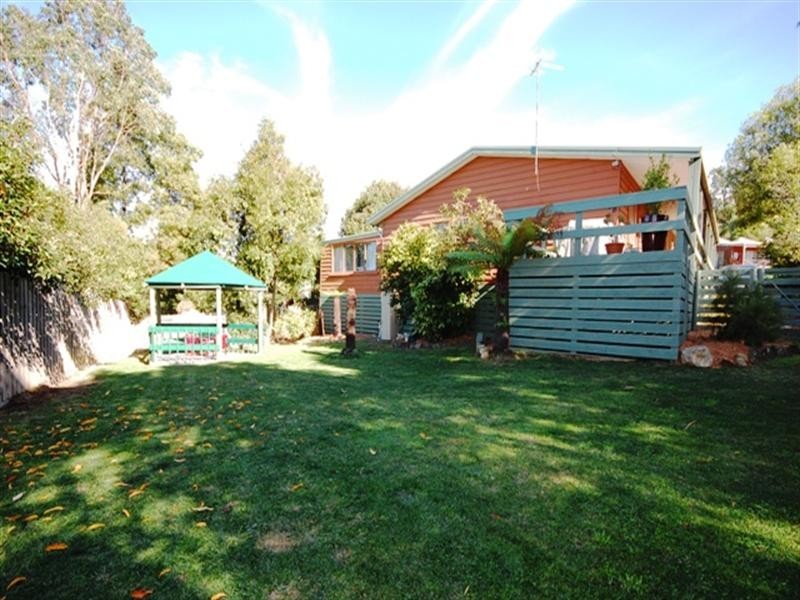 4 Mitarm Close, Mount Evelyn VIC 3796