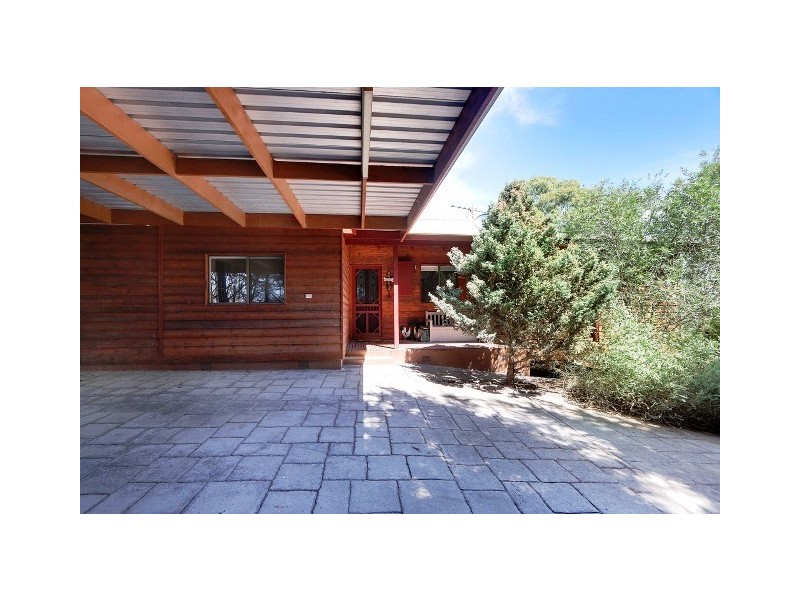 856 Warburton Highway, Seville East VIC 3139