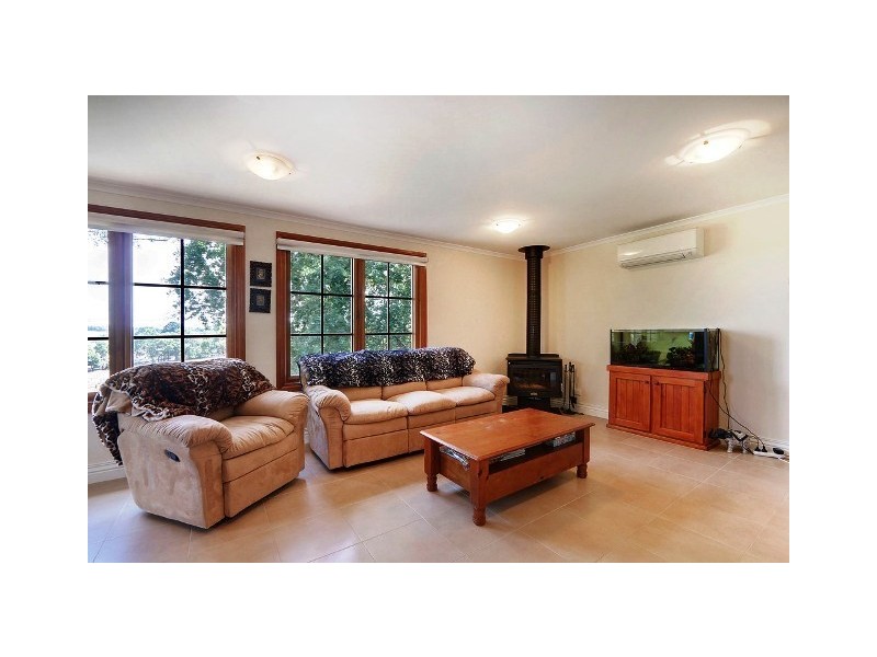 856 Warburton Highway, Seville East VIC 3139