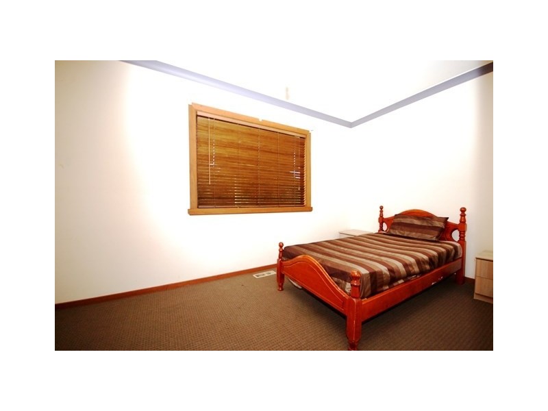 330 Warburton Highway, Wandin North VIC 3139