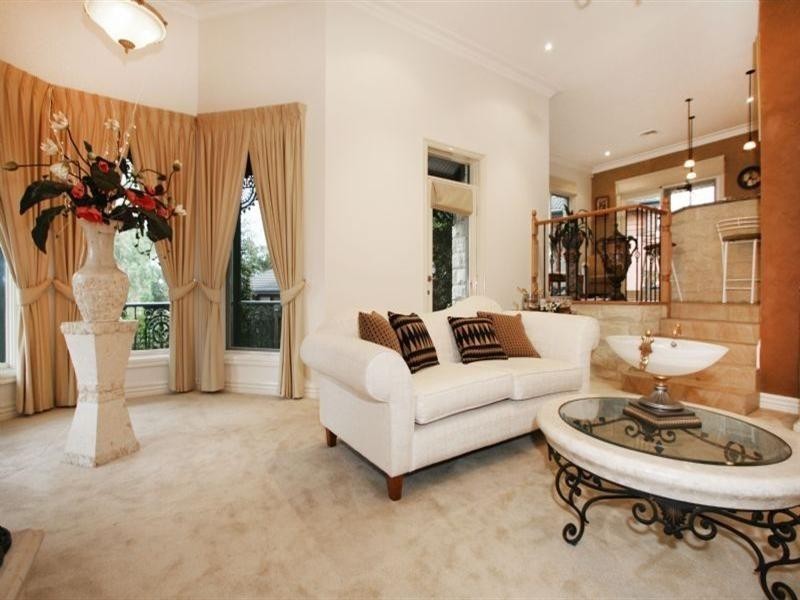 Warranwood VIC 3134