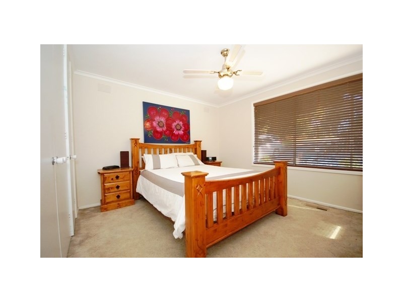 60 English Street, Seville VIC 3139