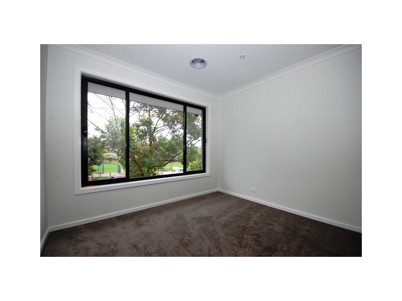 11 Bristol Court, Kilsyth VIC 3137