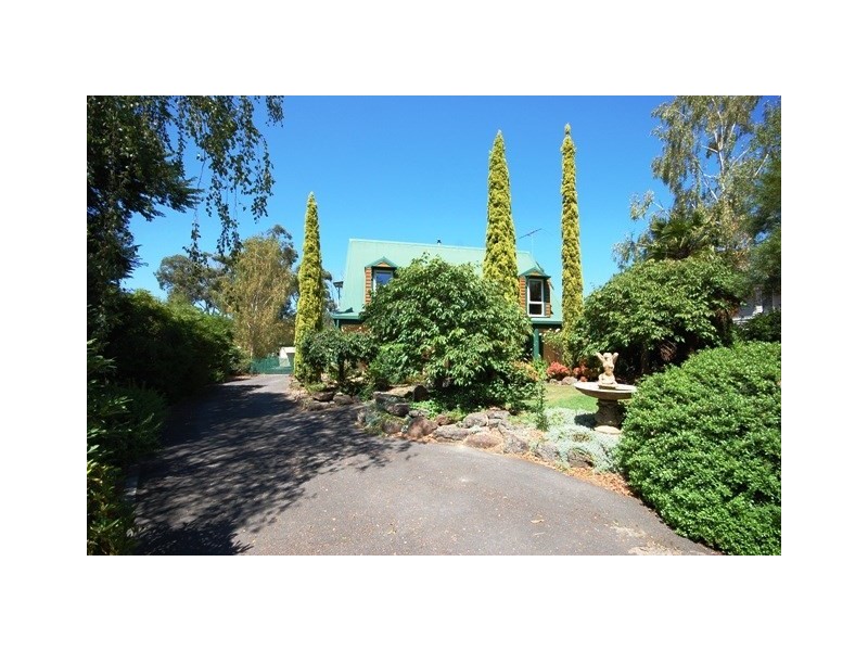 78 Monbulk Road, Mount Evelyn VIC 3796