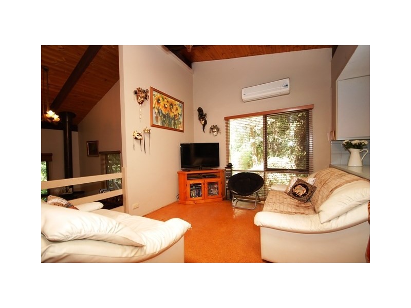 2/20 Joy Avenue, Mount Evelyn VIC 3796