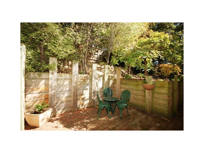 3 Hilltop Crescent, Mount Evelyn VIC 3796